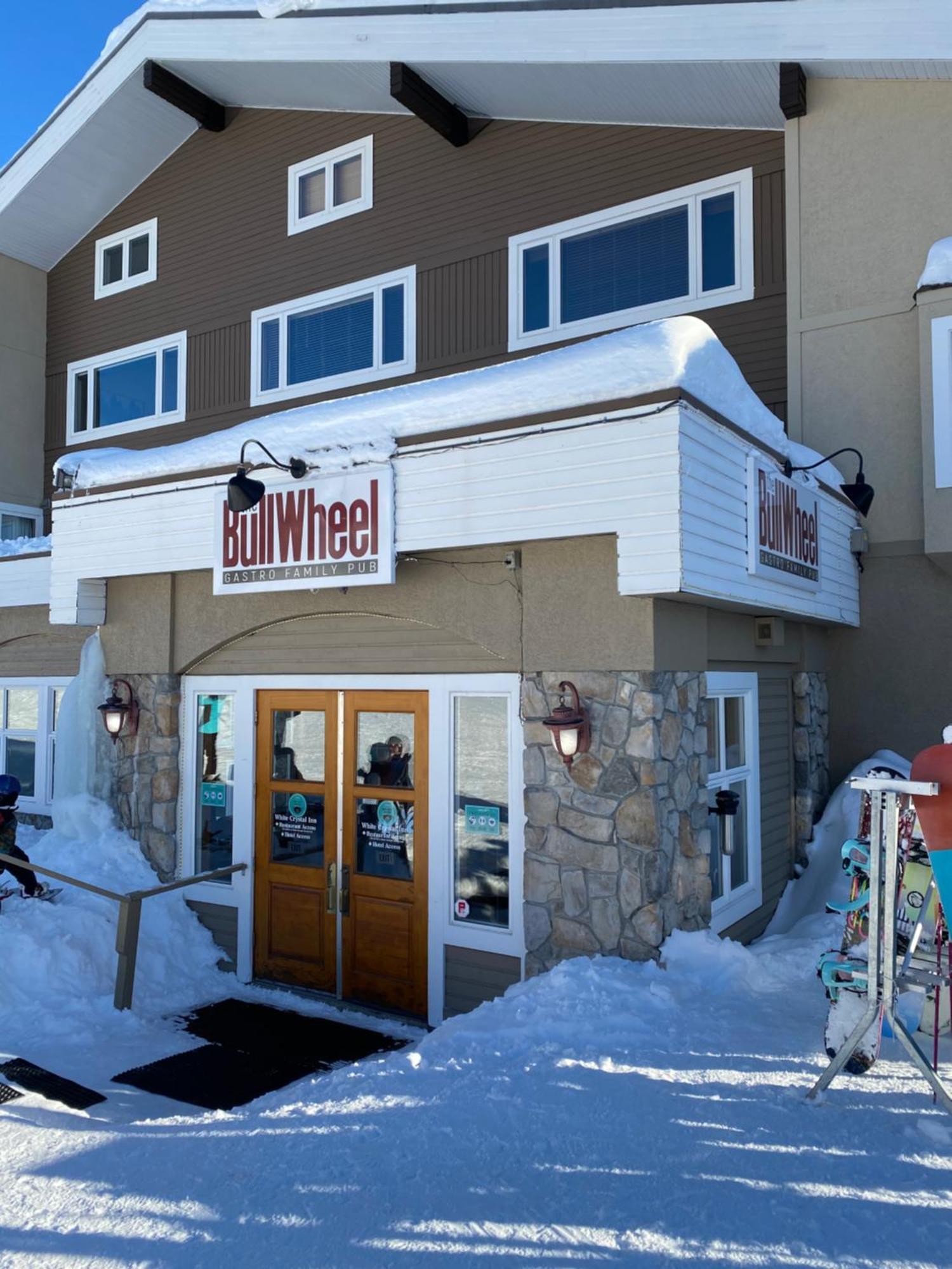 3 Bedroom 3 Bath Ski In Ski Out With Private Hot Tub Big White Εξωτερικό φωτογραφία