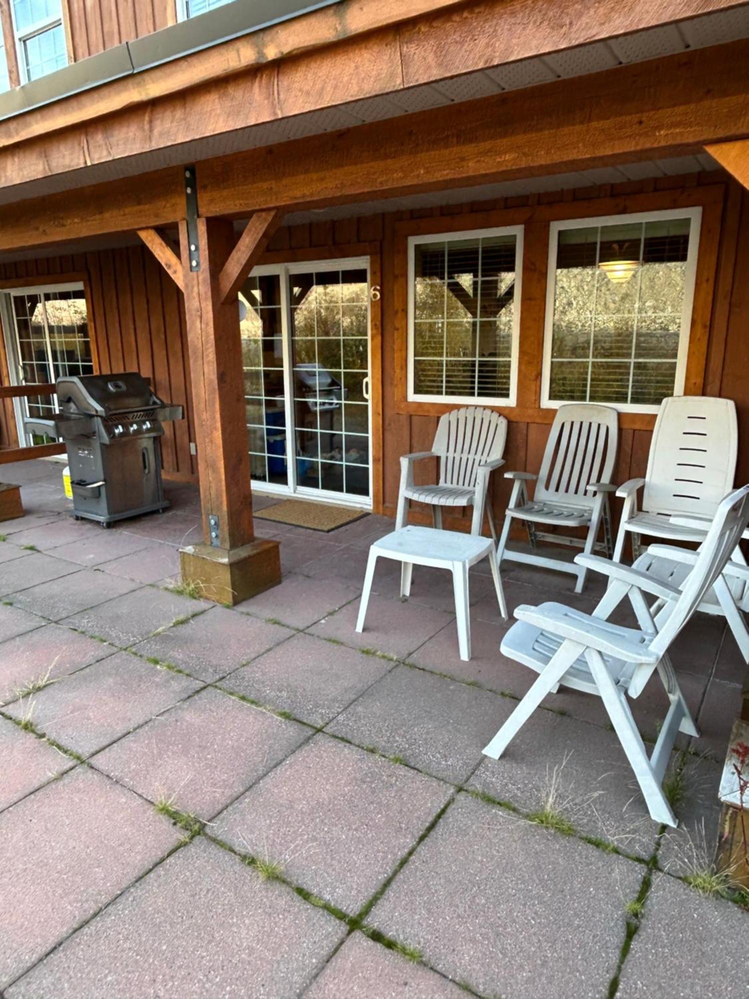 3 Bedroom 3 Bath Ski In Ski Out With Private Hot Tub Big White Εξωτερικό φωτογραφία